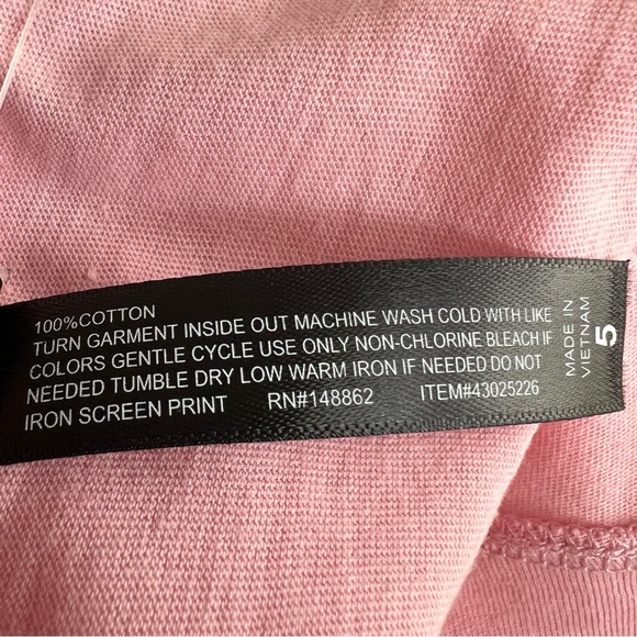 Torrid Size 5(5X)(28) Crewneck Short Sleeve Relaxed Sleep T-Shirt Heart Graphic - Picture 7 of 8